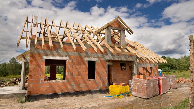 Koszt budowy domu parterowego o powierzchni 150 m² – co warto wiedzieć?