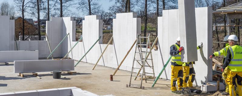 Zalety budowy domu z ytonga – komfort i energooszczędność w jednym