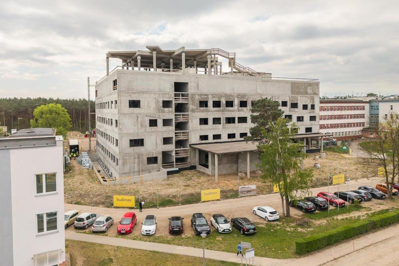 Domy w Włocławku: Jak znaleźć idealną firmę do budowy?