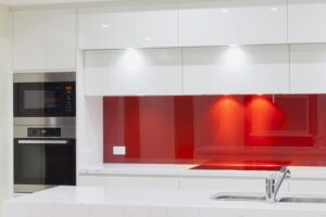 Odkryj Magię Wykończenia: Farba Jak Szkło w Twoim Wnętrzu