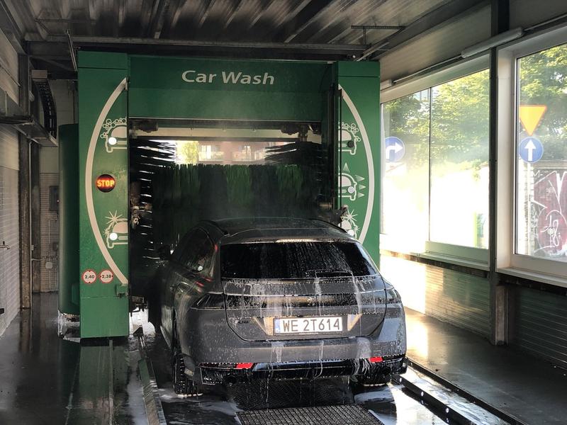 Budowa myjni bezdotykowej