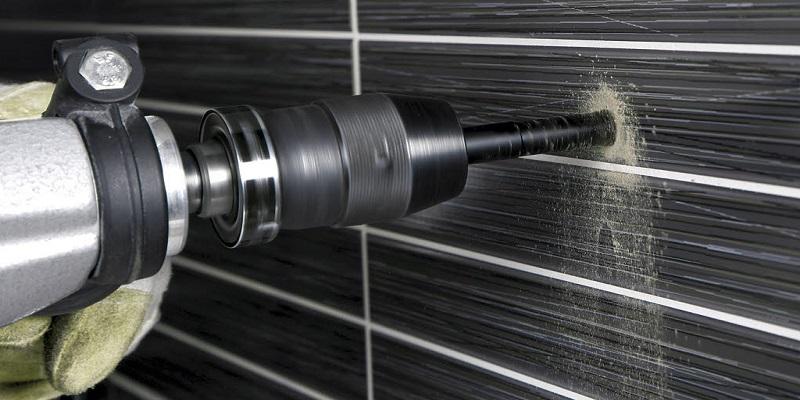 Chłodzenie podczas wiercenia płytek