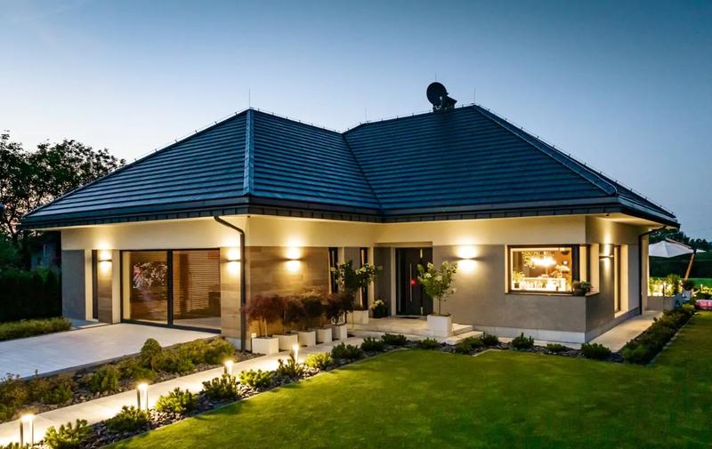 Dom parterowy czy piętrowy? Sprawdź, co mówią użytkownicy na forum!