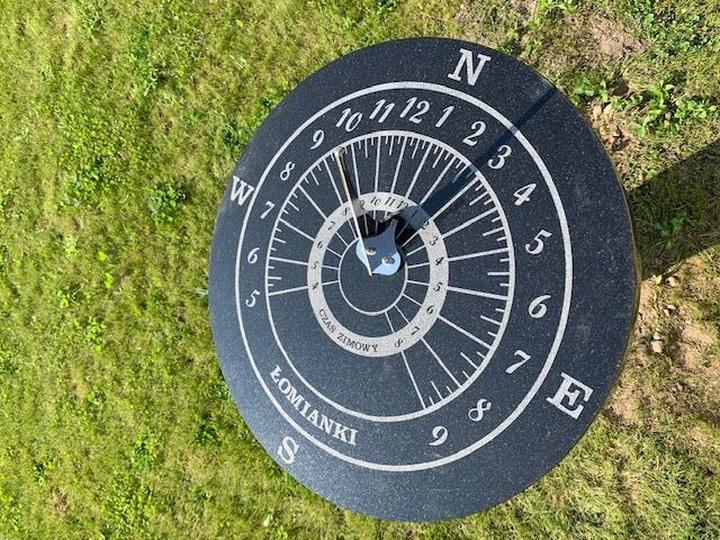 Odkryj tajniki: Jak zbudować własny zegar słoneczny krok po kroku